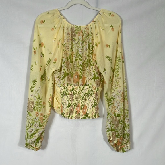 Free People Blouse Top Size M NWOT Long Sleeve Deep V - Picture 4 of 10